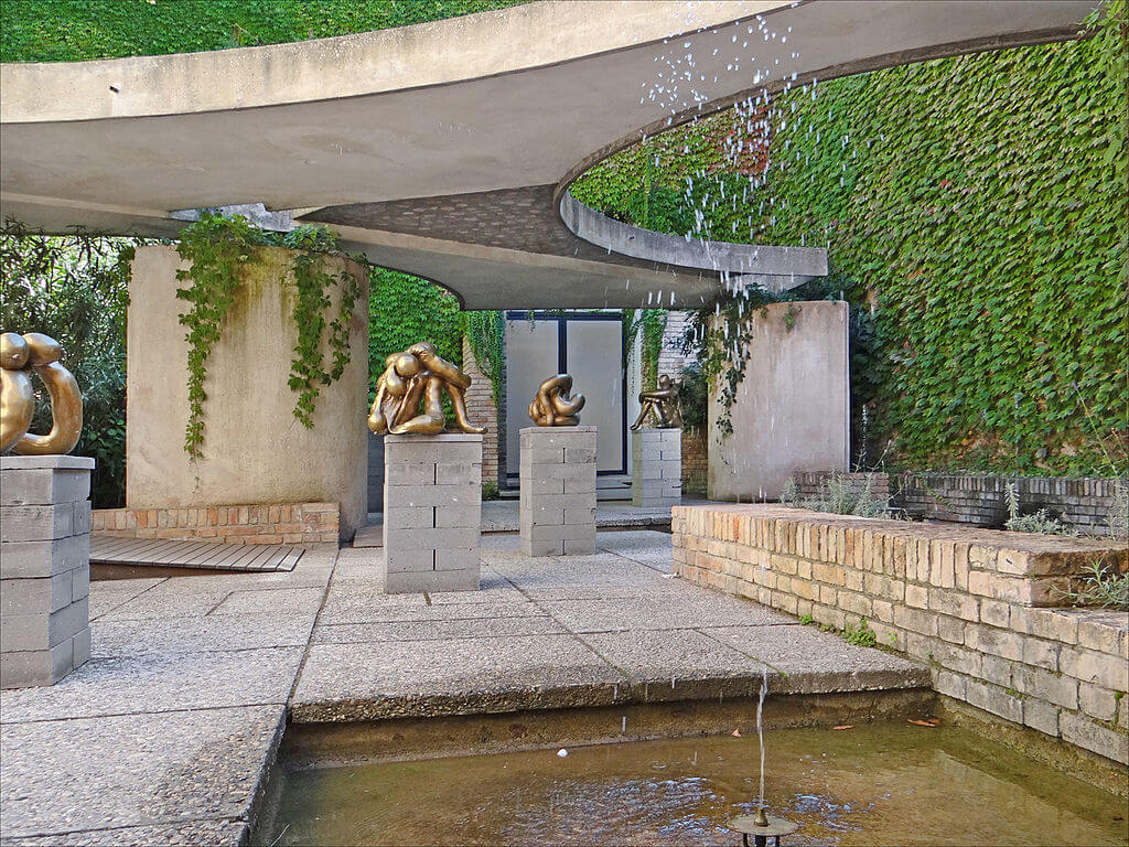 Carlo Scarpa Giardini Venise