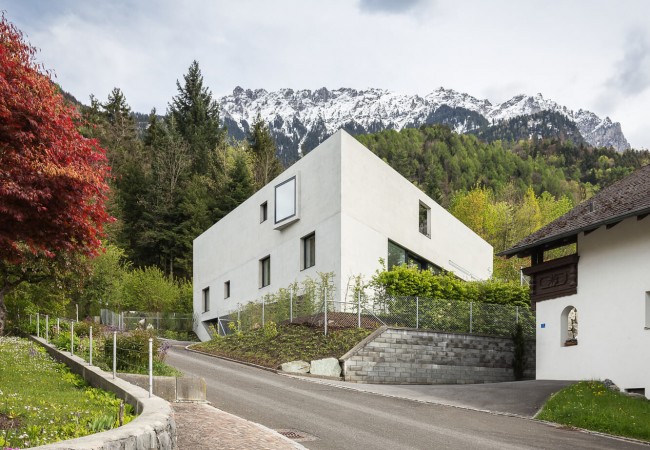 project_house_310.jpg