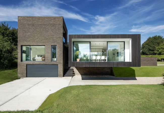 project_house_black_13.jpg