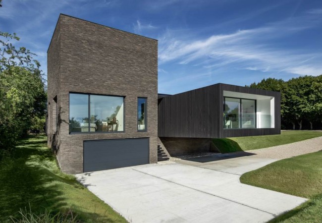 project_house_black_15.jpg