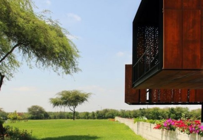 project_house_H_02.jpg
