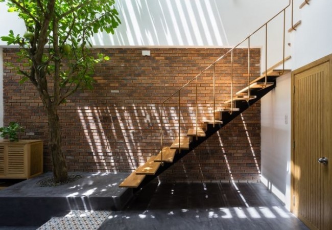 project_house_7x7_02.jpg