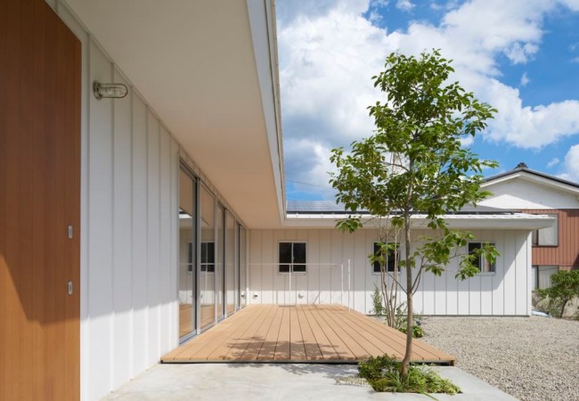 project_house_kamoro_04.jpg