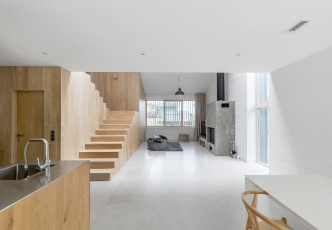 project_house_karelas_05.jpg