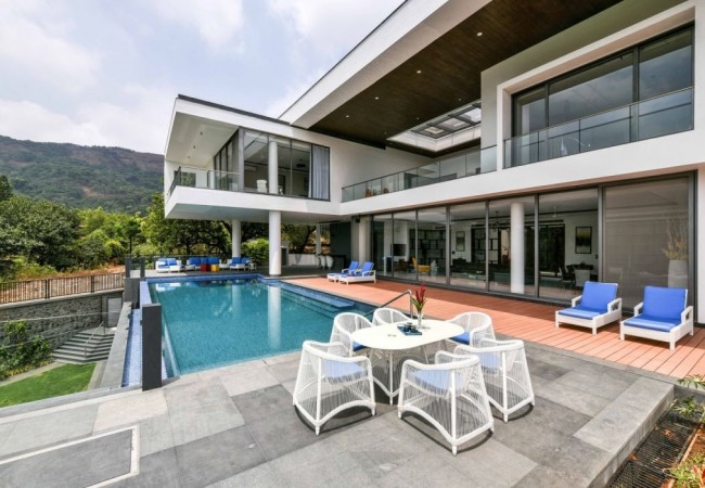 project_house_panorama_06.jpg