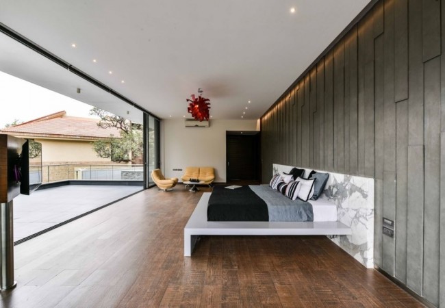 project_house_panorama_14.jpg