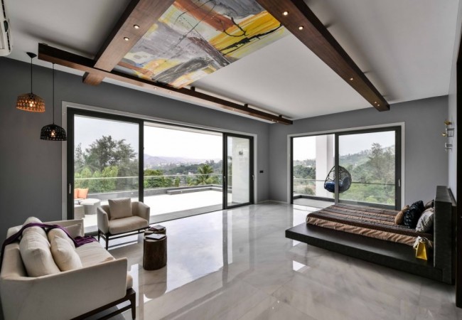 project_house_panorama_18.jpg