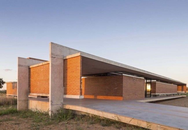 project_house_villa_rika_08.jpg