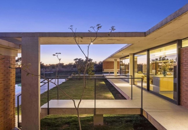 project_house_villa_rika_15.jpg