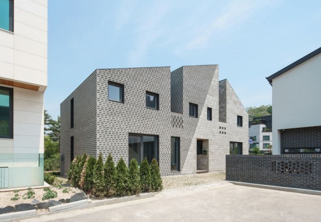 project_house_stone_04.jpg