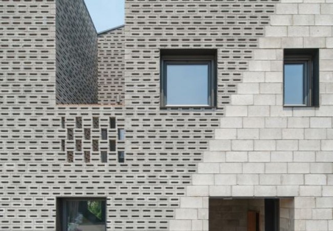 project_house_stone_05.jpg
