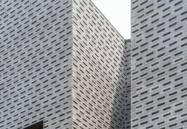 project_house_stone_06.jpg