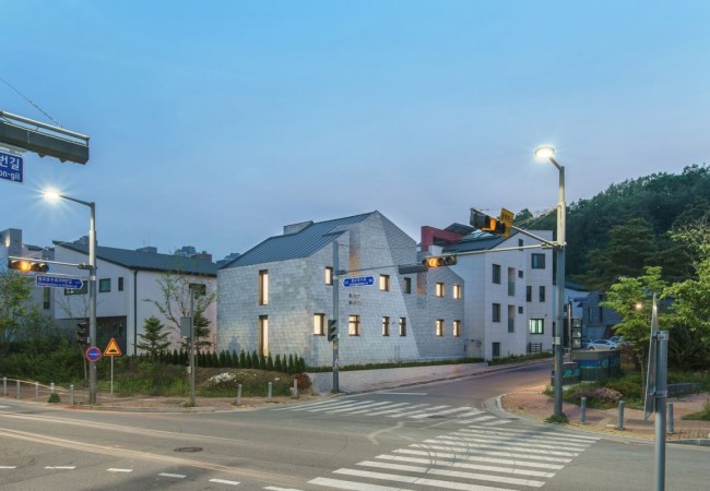 project_house_stone_10.jpg