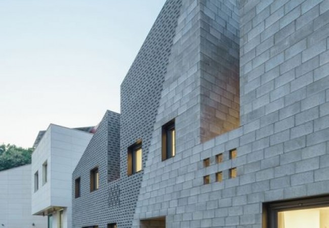 project_house_stone_13.jpg