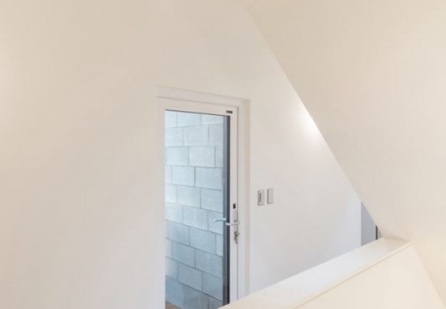 project_house_stone_26.jpg