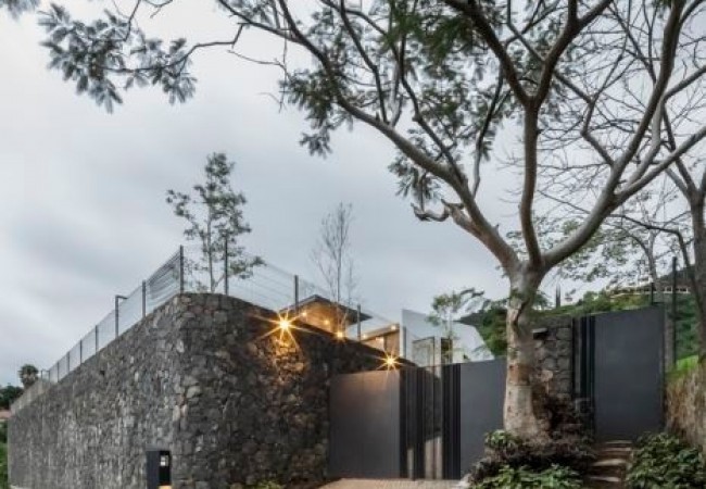 project_house_near_lake_15.jpg