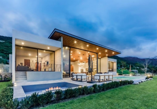 project_house_near_lake_17.jpg