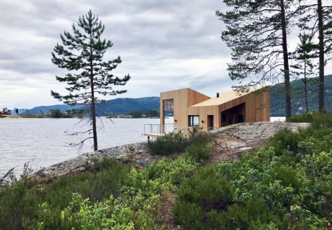 project_house_lake_14.jpg