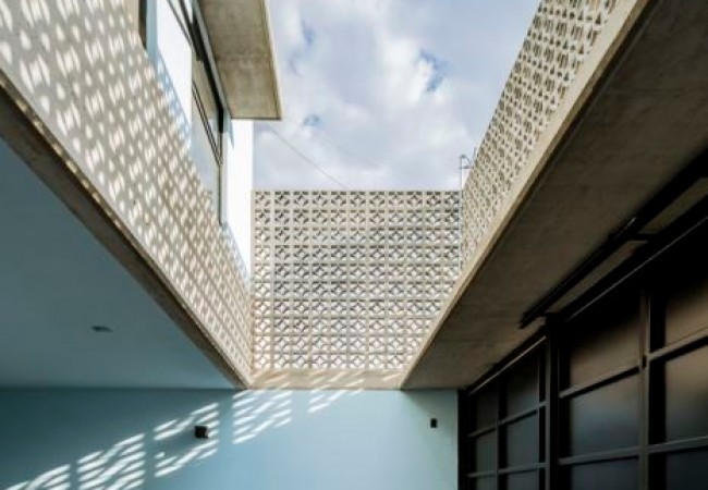 project_house_Blue_12.jpg