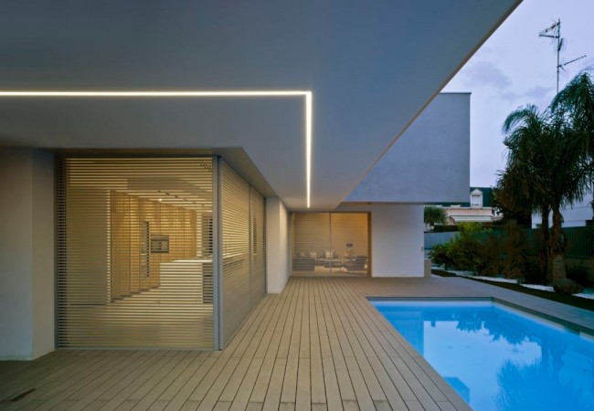 project_house_ZUV_03.jpg