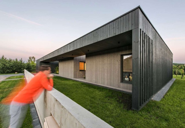 Project-house-black-jashik10.jpg