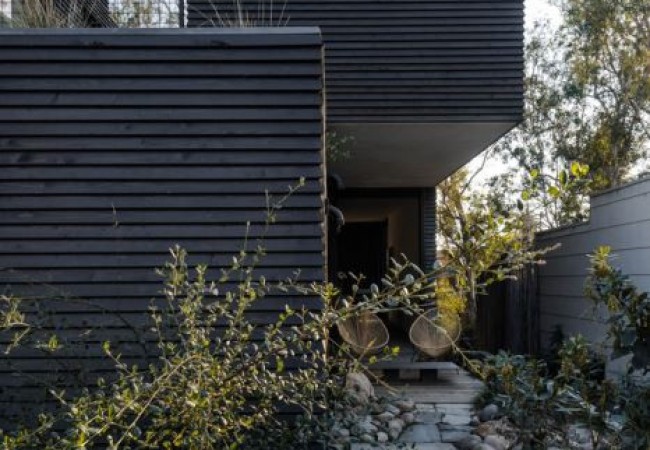 Project-house-red06.jpg