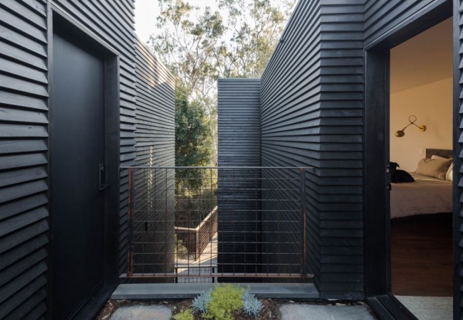 Project-house-red09.jpg