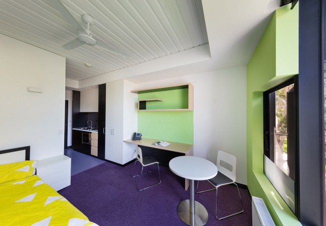 8_MCR_-_Monash_Logan_Hall_-_John_Gollings