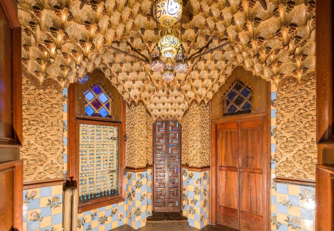 antoni-gaudi-casa-vicens-museum_dezeen_2364_col_12