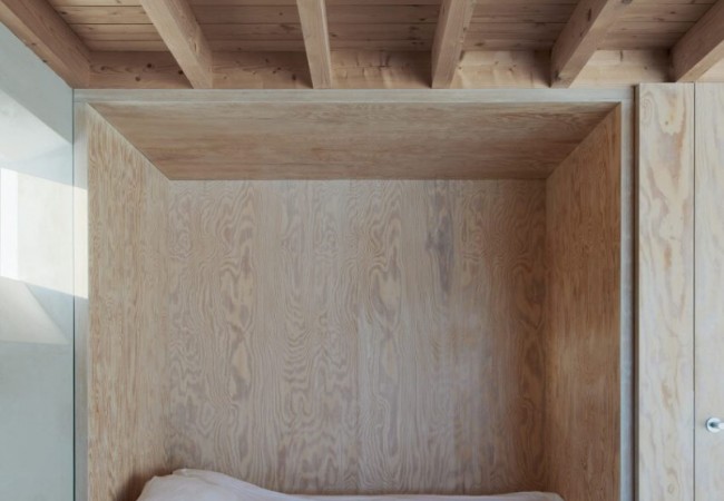 atrium-house-tham-videgard-arkitekter-architecture-residential-houses-sweden-_dezeen_2364_col_6-852x1270