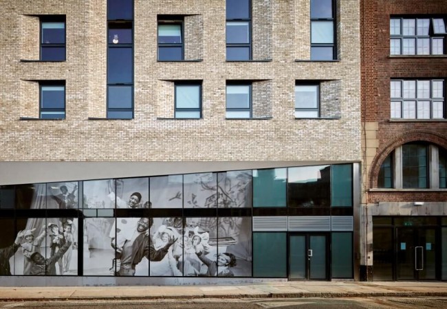 community-theatre-creative-hub-jestico-whiles-architecture-public-leisure-uk-london_dezeen_2364_col_10-1024x694