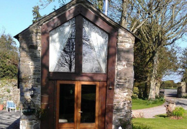 crows-hermitage-exterior3