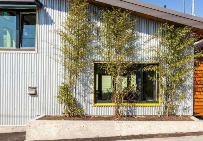 lanefab-live-work-laneway-house-exterior3
