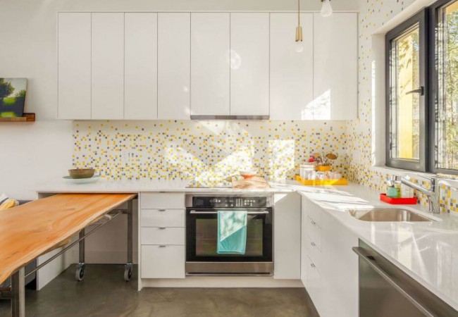 lanefab-live-work-laneway-house-ldk3