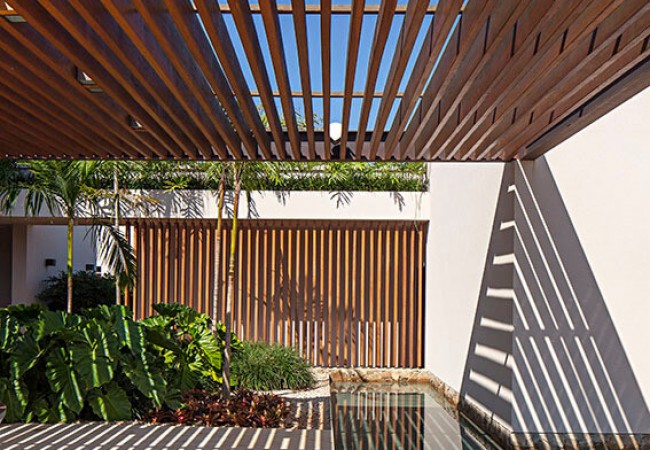 project_house_ez10.jpg