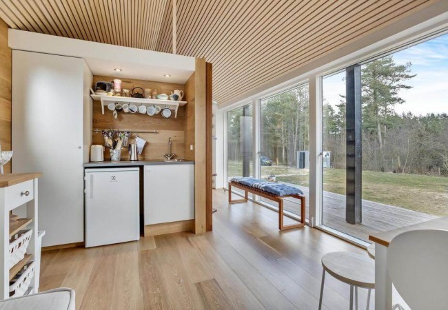 scandinavian-modern-tiny-house-interior5-via-smallhousebliss