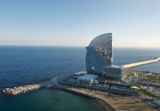 50ae4d1cb3fc4b278500006a_w-barcelona-hotel-ricardo-bofill_ricardo_bofill_taller_arquitectura_exteriors_-21-