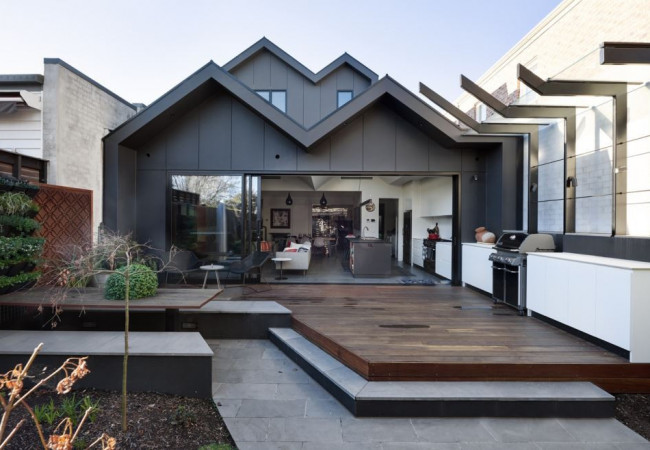 RNA_Elmhurst_House_Rear_Facade_Daniel_Fuge