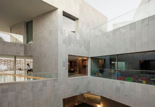 295